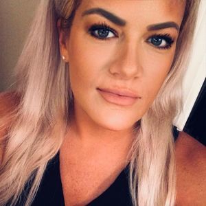 Meet your Posher, Debra